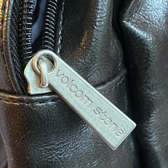 Valcom stone Elegant Black vegan Leather Tote Bag - Picture 4 of 12